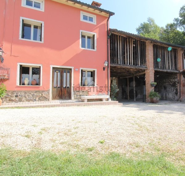 casale in vendita ad Arzignano in zona Pugnello