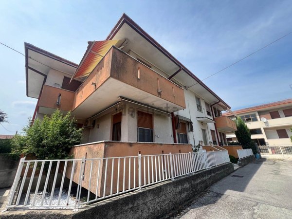 appartamento in vendita ad Arzignano in zona Castello