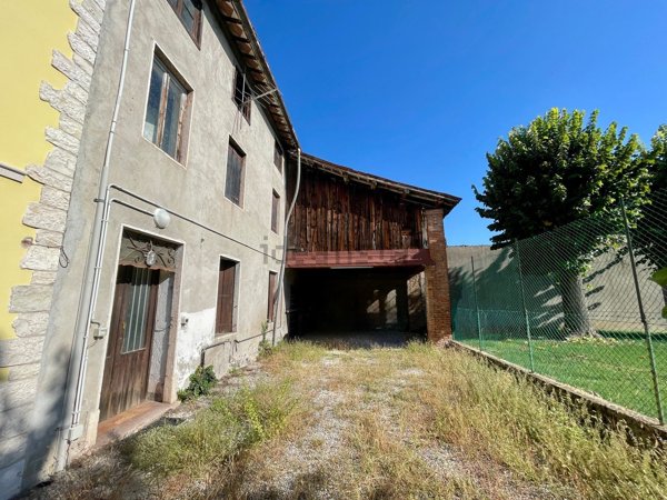 casa indipendente in vendita ad Arzignano in zona San Bortolo