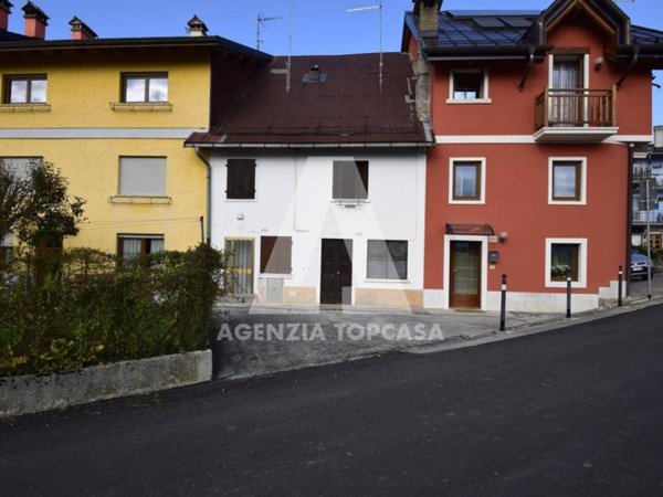 casa indipendente in vendita ad Asiago