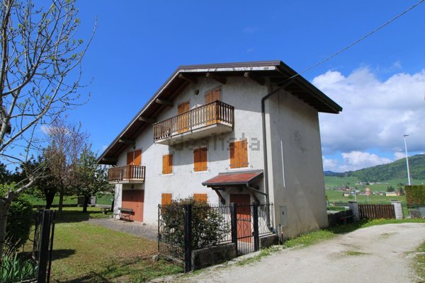 casa indipendente in vendita ad Asiago