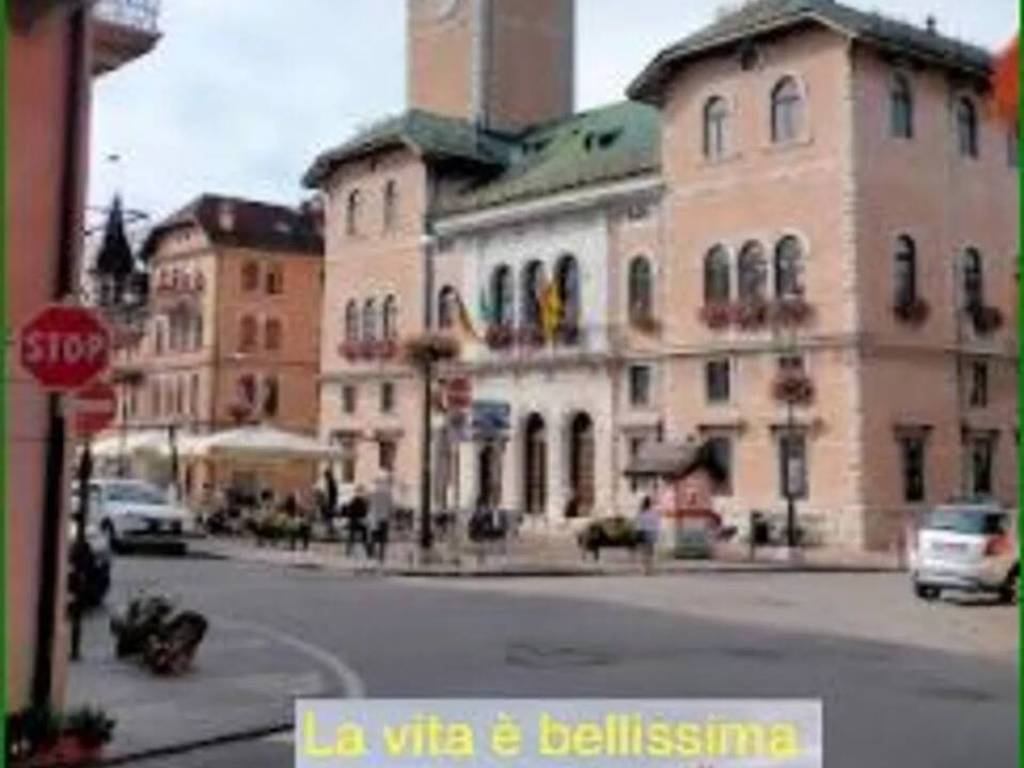 casa indipendente in vendita ad Asiago