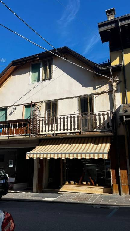 negozio in vendita ad Asiago