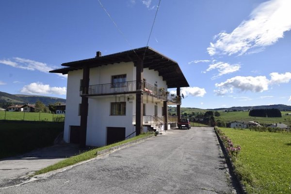casa indipendente in vendita ad Asiago
