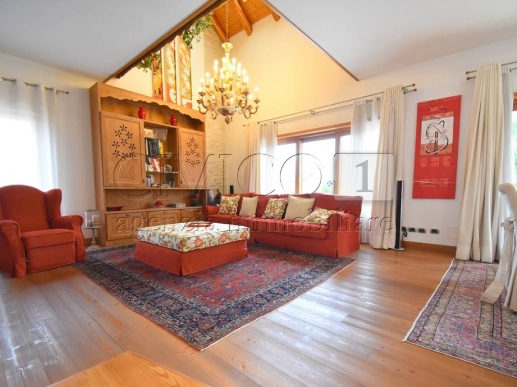 casa indipendente in vendita ad Asiago
