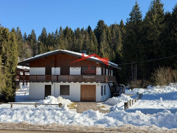 casa indipendente in vendita ad Asiago
