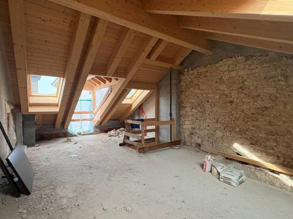 casa indipendente in vendita ad Asiago