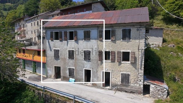 appartamento in vendita ad Asiago in zona Sasso