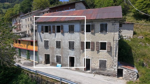appartamento in vendita ad Asiago in zona Sasso