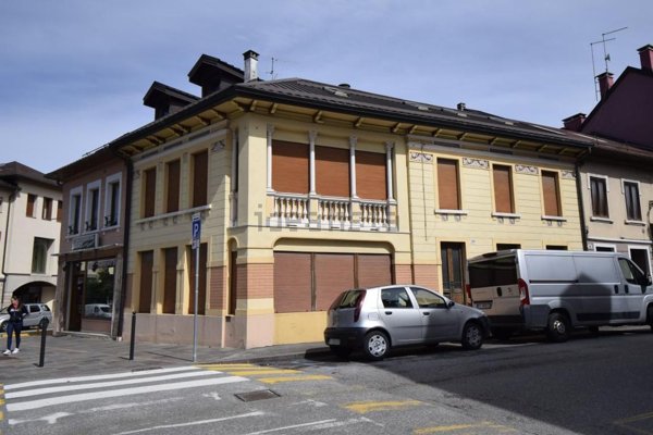 casa semindipendente in vendita ad Asiago