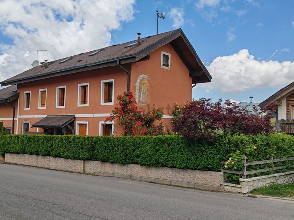 casa indipendente in vendita ad Asiago
