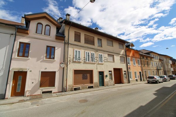 casa indipendente in vendita ad Asiago