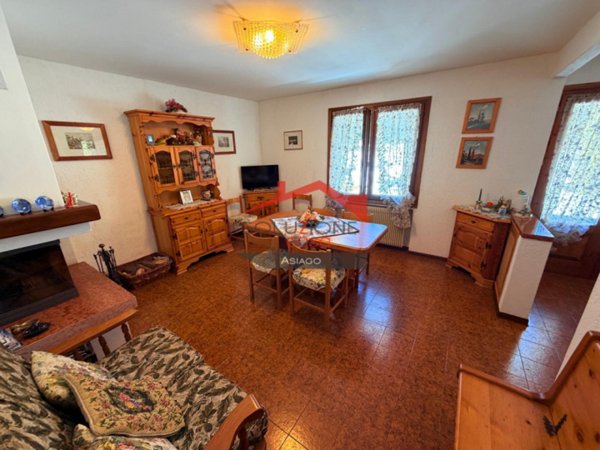 casa indipendente in vendita ad Asiago