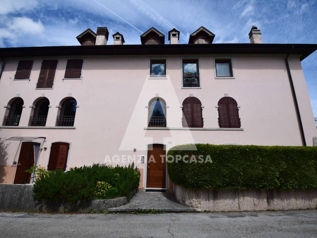 appartamento in vendita ad Asiago in zona Sasso