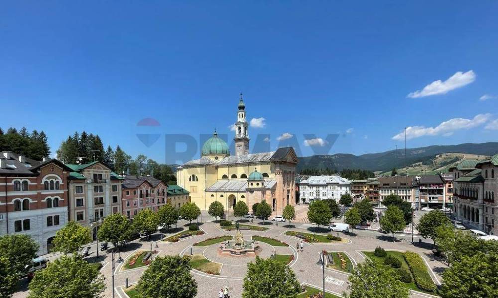 negozio in vendita ad Asiago