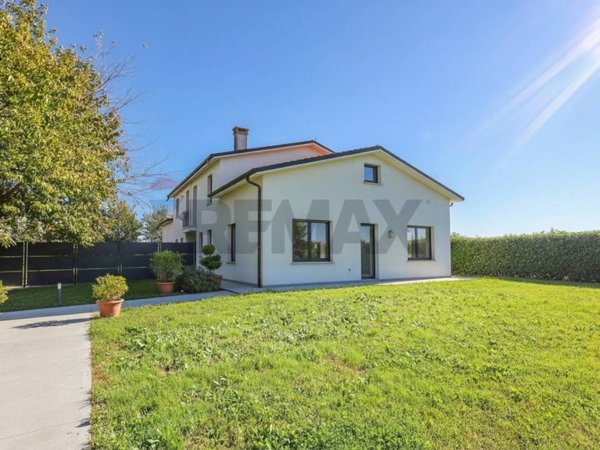 casa indipendente in vendita ad Asigliano Veneto