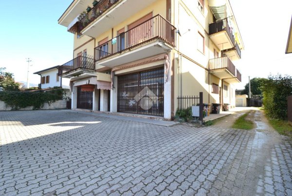 appartamento in vendita a Bassano del Grappa in zona Marchesane