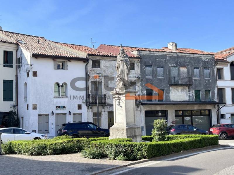 intera palazzina in vendita a Bassano del Grappa