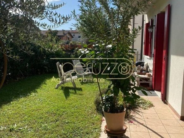 casa indipendente in vendita a Bassano del Grappa