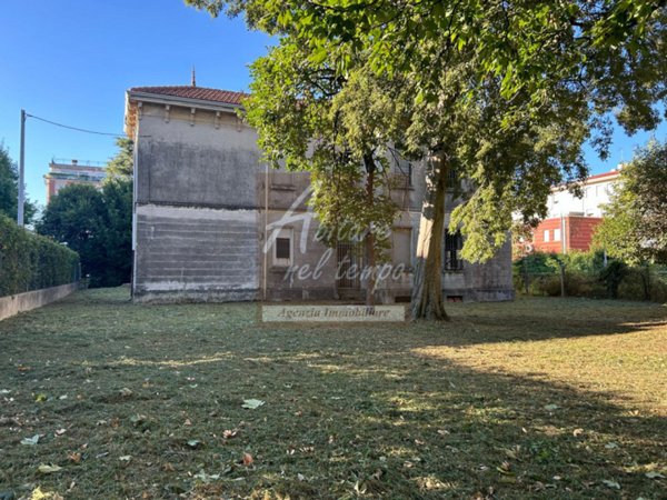 casa indipendente in vendita a Bassano del Grappa