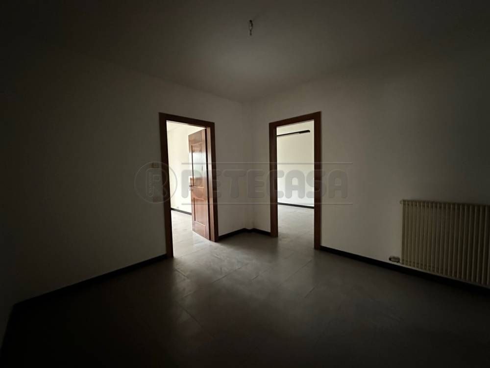 ufficio in vendita a Bassano del Grappa