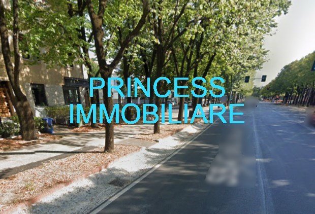 negozio in vendita a Bassano del Grappa