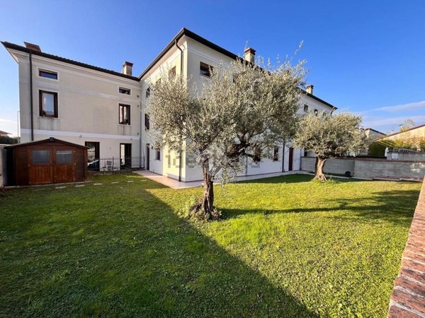 appartamento in vendita a Bassano del Grappa in zona Marchesane