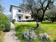 casa indipendente in vendita a Bassano del Grappa