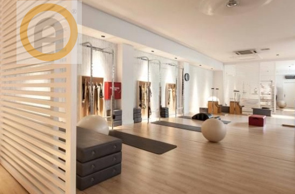 locale commerciale in vendita a Bassano del Grappa