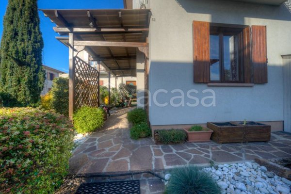 casa indipendente in vendita a Bassano del Grappa