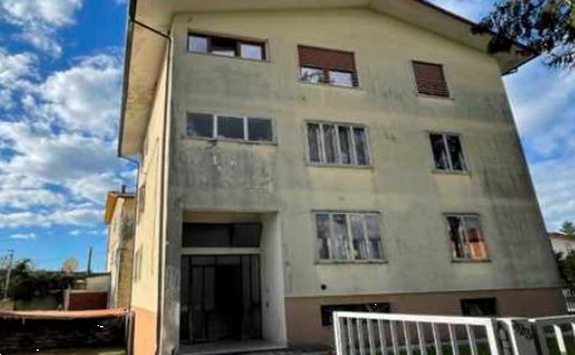 appartamento in vendita a Bassano del Grappa in zona Marchesane