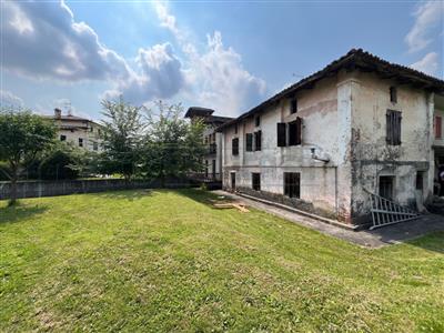 terreno edificabile in vendita a Bassano del Grappa in zona Marchesane
