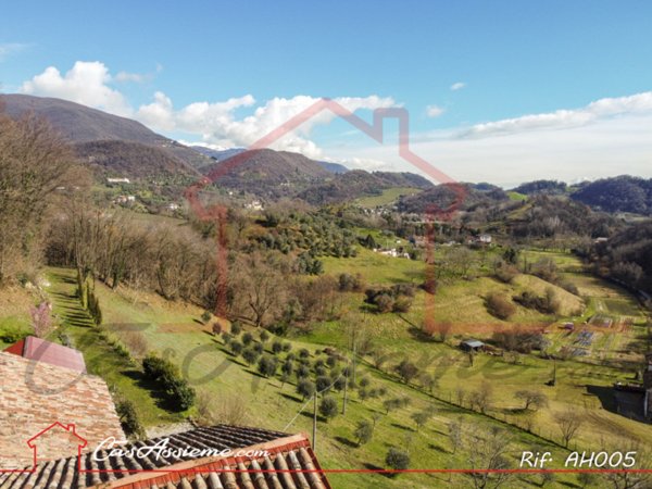 casa indipendente in vendita a Bassano del Grappa