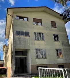 appartamento in vendita a Bassano del Grappa in zona Marchesane