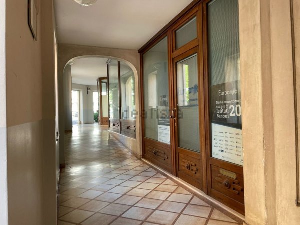 ufficio in vendita a Bassano del Grappa