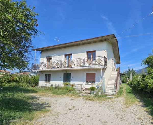 casa indipendente in vendita a Bassano del Grappa