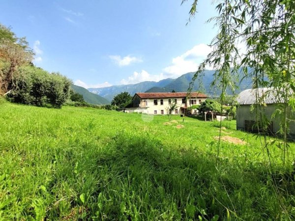 casa indipendente in vendita a Bassano del Grappa