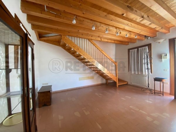 casa indipendente in vendita a Bassano del Grappa