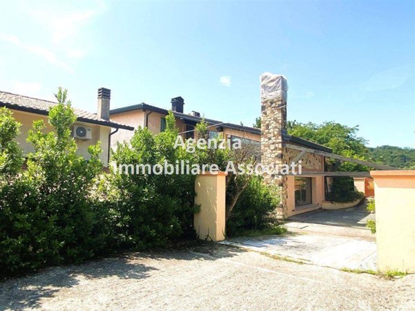 casa indipendente in vendita a Bassano del Grappa