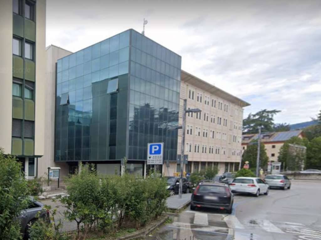 negozio in vendita a Bassano del Grappa