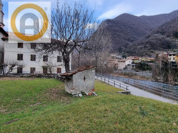 casa indipendente in vendita a Bassano del Grappa