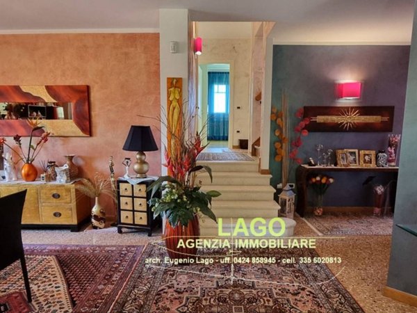 casa indipendente in vendita a Bassano del Grappa