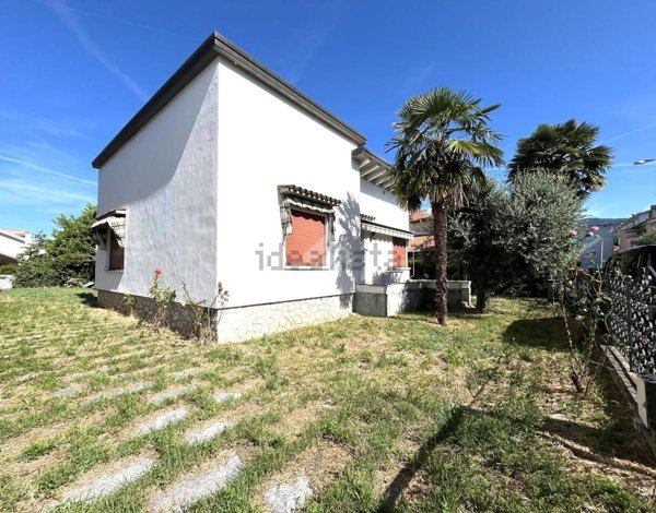 casa indipendente in vendita a Bassano del Grappa