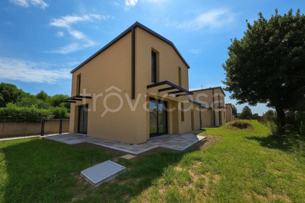 casa indipendente in vendita a Bassano del Grappa