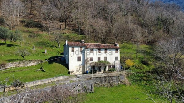 pentavano in vendita a Bassano del Grappa