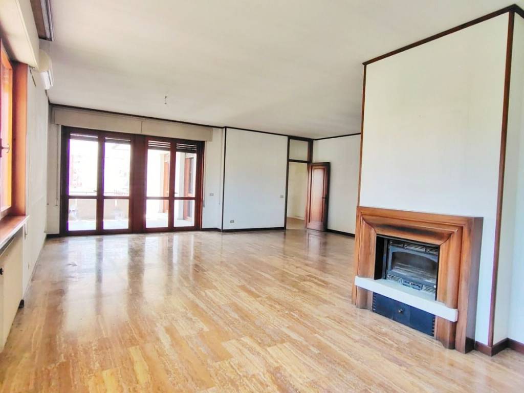 casa indipendente in vendita a Bassano del Grappa