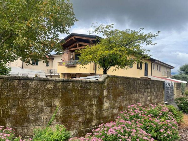casa indipendente in vendita a Bassano del Grappa