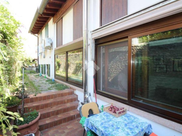 casa indipendente in vendita a Bassano del Grappa