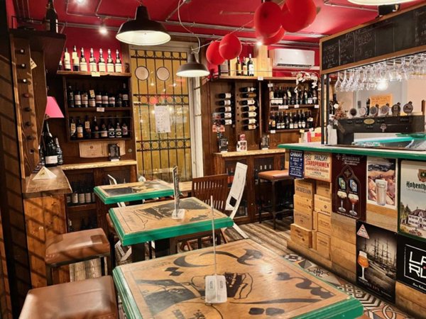negozio in vendita a Bassano del Grappa