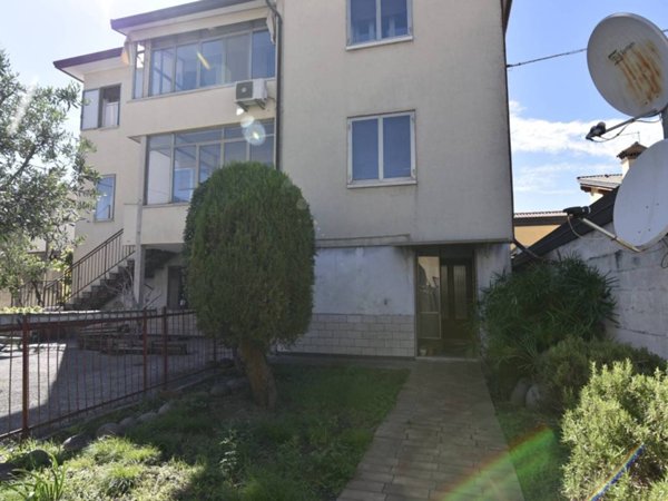 intera palazzina in vendita a Bassano del Grappa